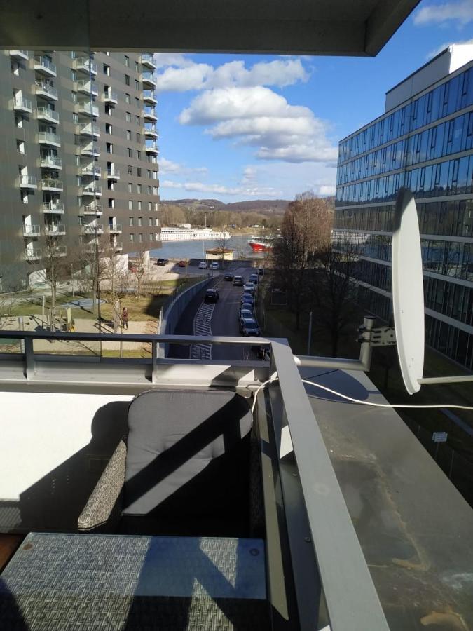 Linz Donau Ufer Stadt Mitte Esterno foto